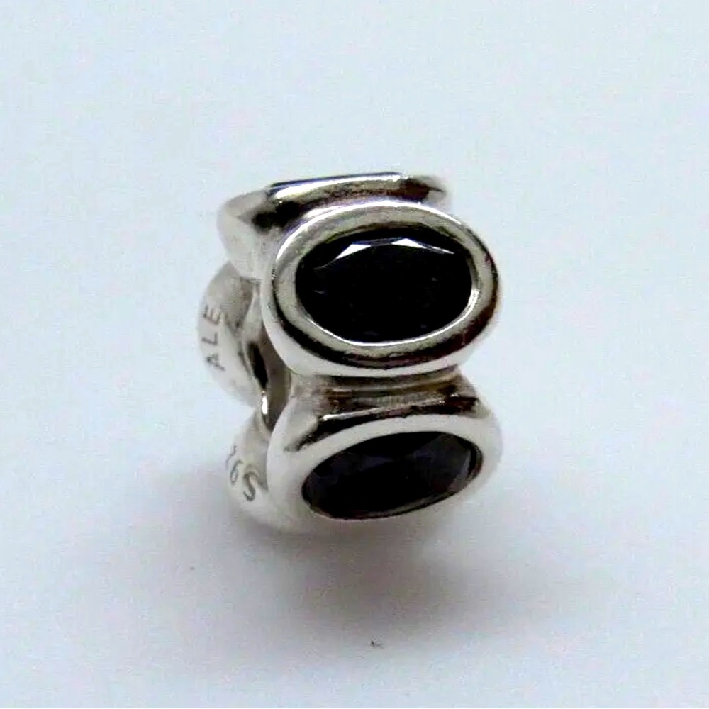 Pandora Black Oval Lights CZ Sterling Charm #790311CZ. Rare Excellent Authentic